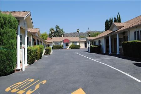 Rose Bowl Motel Los Angeles Exterior foto